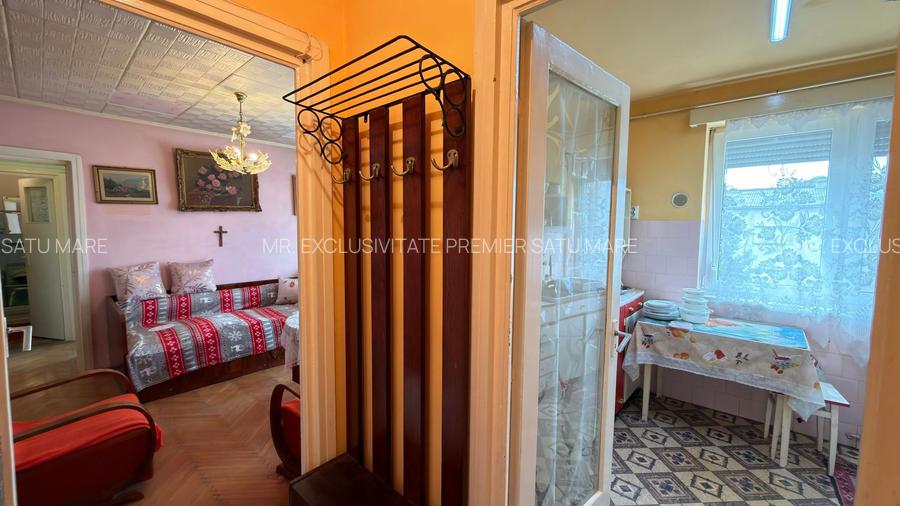 Apartament 2 camere Republicii Etaj III - Carei - Zona Blocul Verde - 3