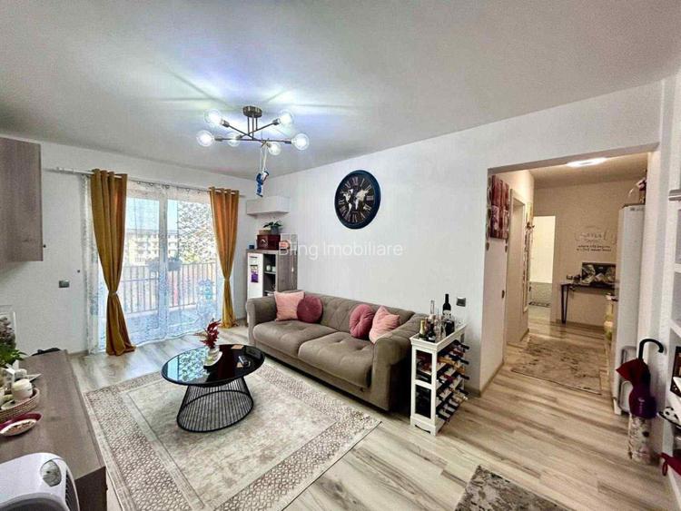 apartament cu 3 camere decomandate,parcare inclusa,zona Cetatii - 8