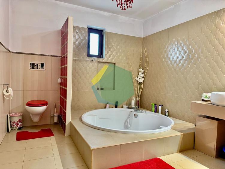 Casă elegantă cu piscină și curte generoasă – Otopeni Ferme
