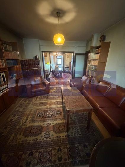 VANZARE 3 CAMERE DECOMANDAT - GARAJ
