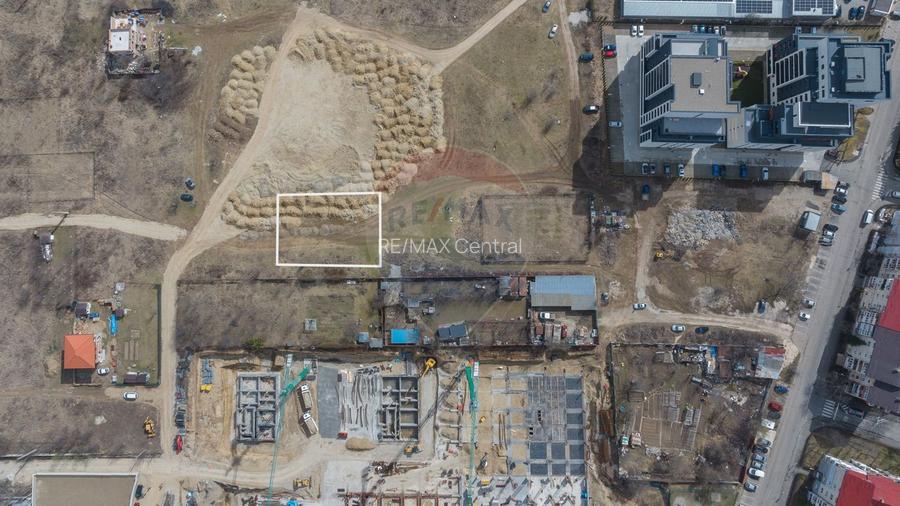 Teren intravilan de vânzare în Noua 900 mp - Comision 0 - 4