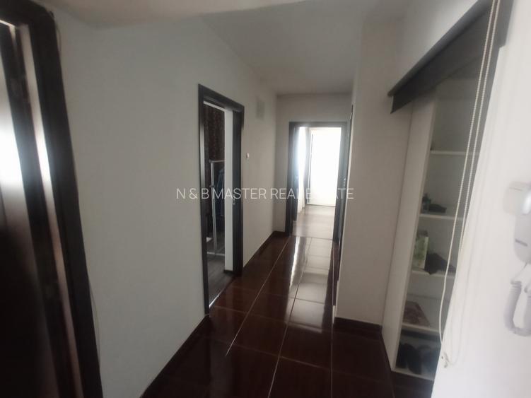 2 camere Mergeanului - 10