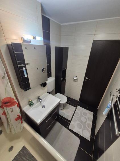 2 Cam--5 Min Iulius Town-Mobilat-Utilat-Centrala-54MP-97.500 Euro!
