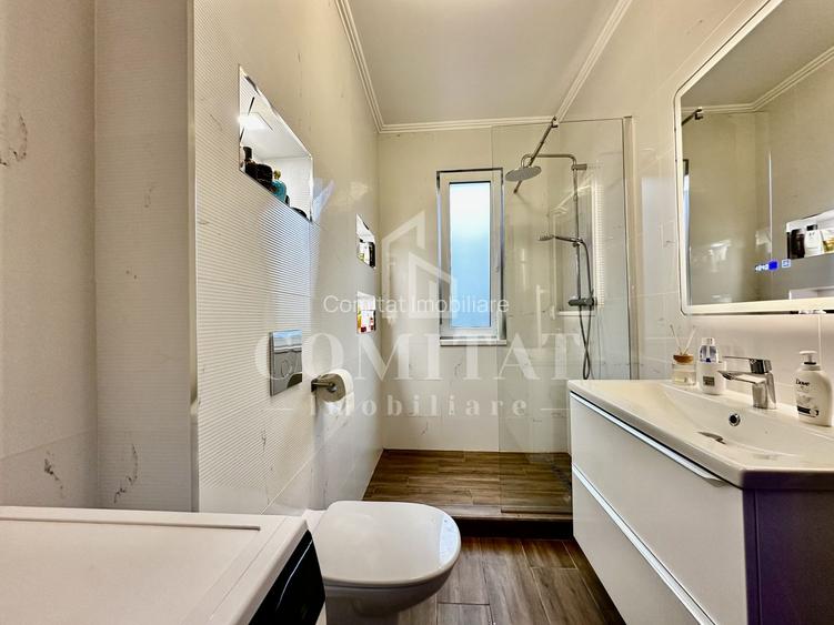 Apartament la cheie | Parcare | Zona Str Porii - 16