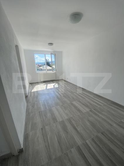 Apartament de vânzare, 2 camere, etaj intermediar, zona Decebal
