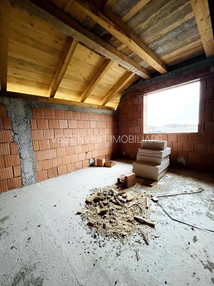 Casă P+M la roșu de vânzare în Cihei – Grigorescu II - 11