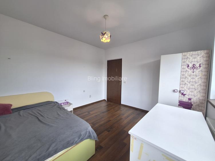 Apartament cu 3 camere, 2 balcoane, 61,19 mp, zona Terra - 4