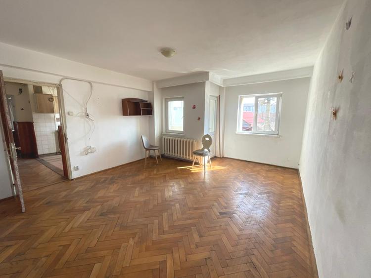 Apartament 2 camere | Boxa| Renovabil | decomandat | Etaj 1 | 56mp | Sub Stadion