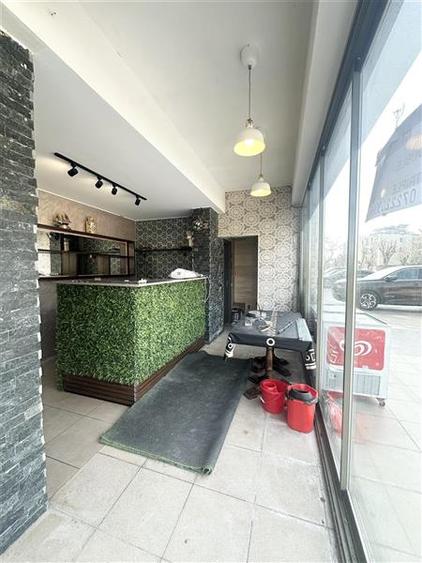 Spatiu Comercial Eforie Nord 160 mp, Situat in Zona Foarte buna, Trafic Intens,