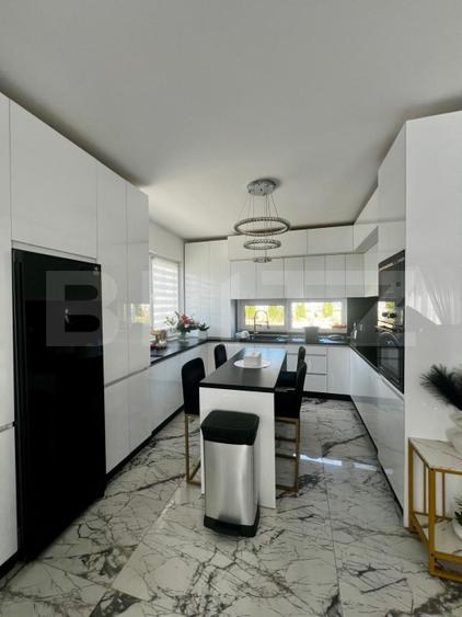 Casa individuala cu 5 camere, finisaje moderne, la intrare in Chinteni