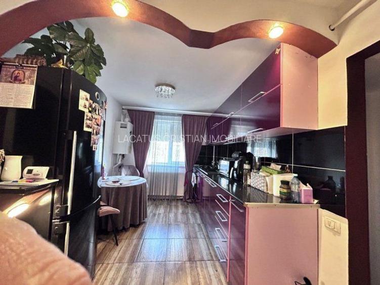 APARTAMENT 2 CAMERE SEMIDECOMANDAT LUX ZONA KM 4-5 - 3