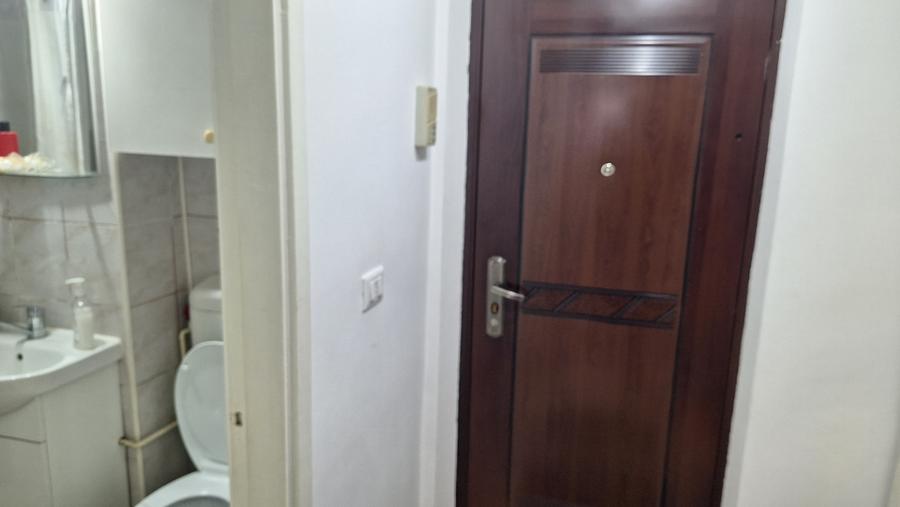 Vand Garsoniera Astra