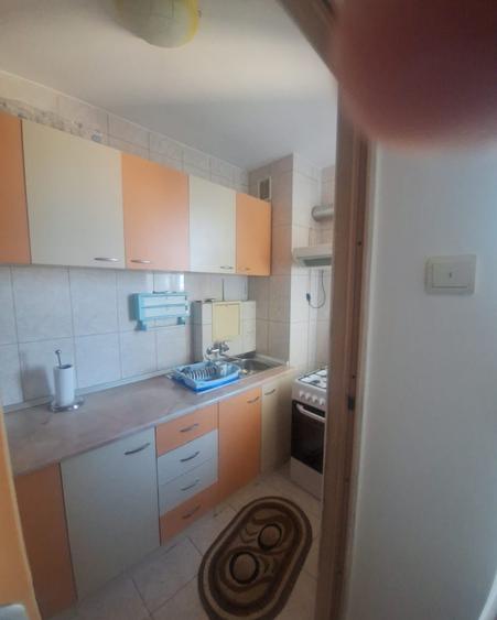 Apartament 2 camere de inchiriat Tractorul