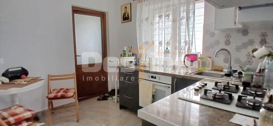 casa duplex Baicoi, intrare si curte separata - 11