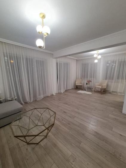 Casa deosebita, garaj, incalzire in pardoseala, acces restrictionat