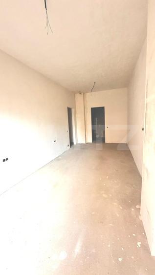Apartament cu 4 camere, semifinisat, 79 mp utili, 2 bai, parcare, zona Somesului