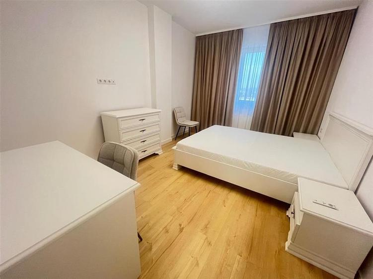 Apartament NOU modern 3 camere si 2 bai zona Trei Stejari