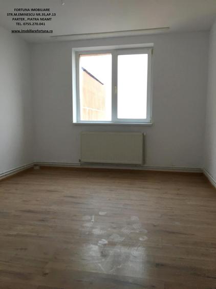 Apartament 3 camere, cu boxa, zona BCR