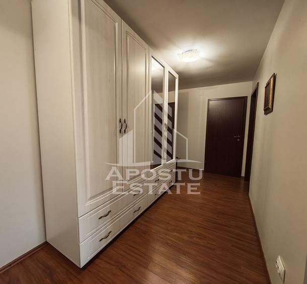Casa individuala de vanzare cu 11 camere, an 2000, Lipovei, Timisoara