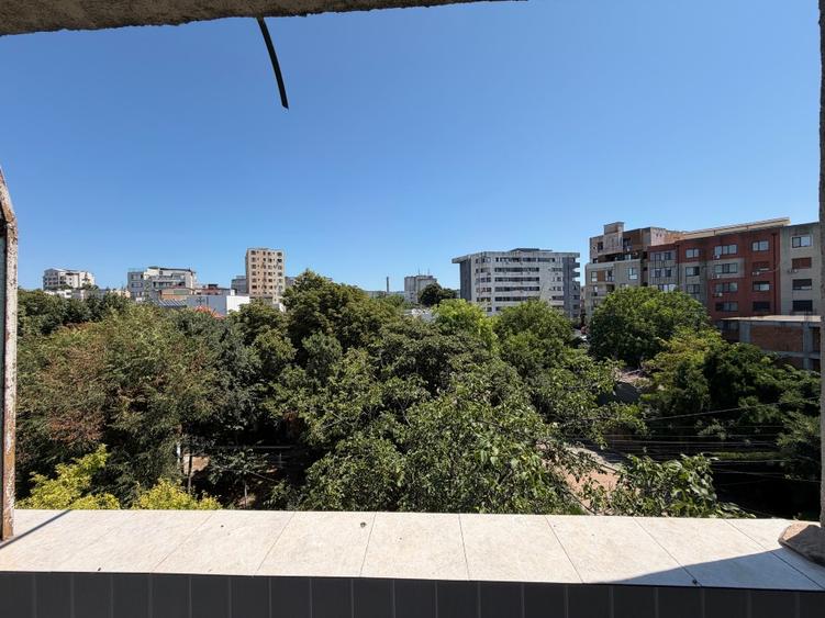 Apartament 3 camere, Faleză Nord – zona Reyna | Direct proprietar