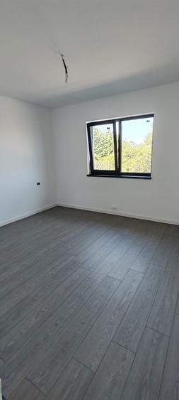 Vand casa in Lumina