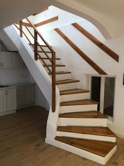Casa de inchiriat , 5 camere , Andrei Muresanu , zona Piata Engels , 120 mp
