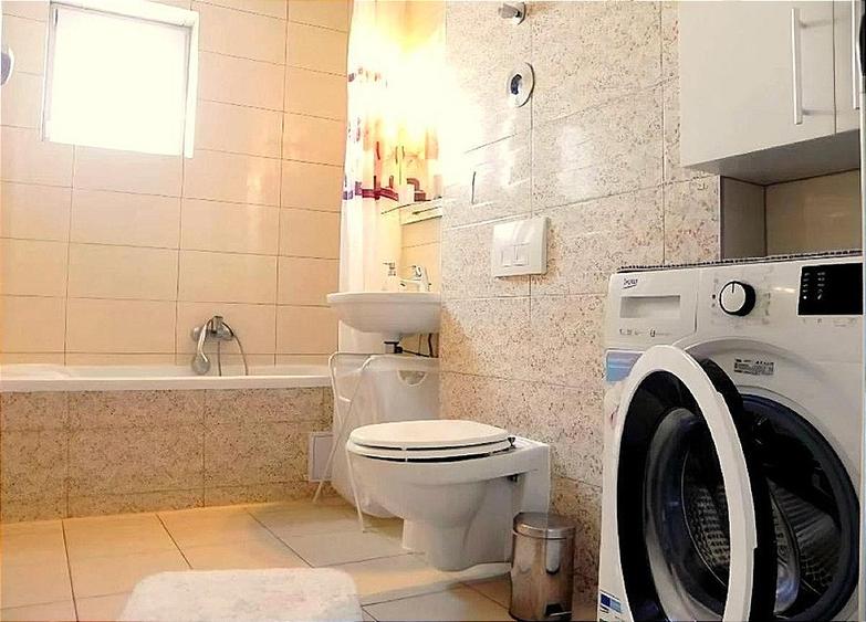 Ap.2 camere confort Lux, cu parking si boxa
