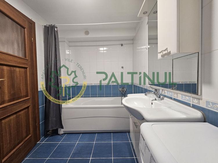 Apartament de inchiriat 3 camere, loc de parcare, Strand, Sibiu