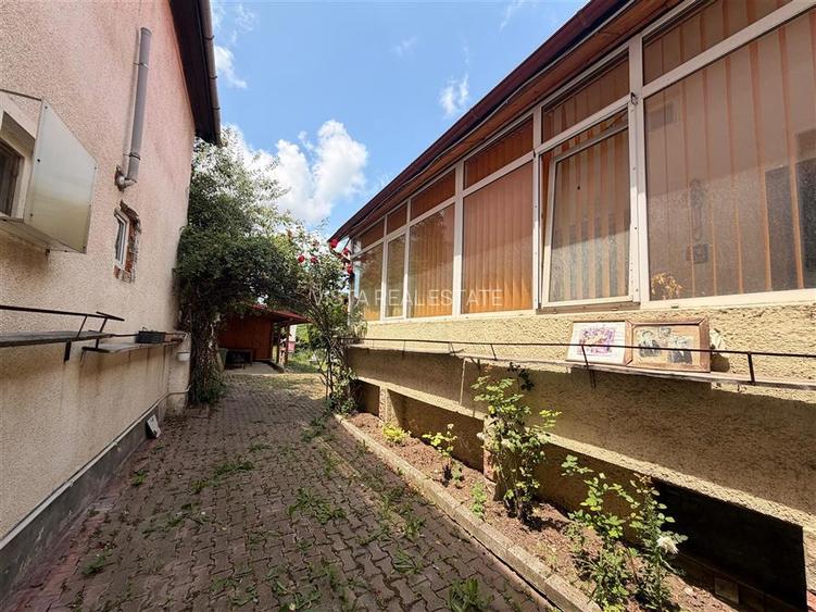 Doua case individuale, 680 mp teren. zona Aurel Vlaicu, Brasov - 6