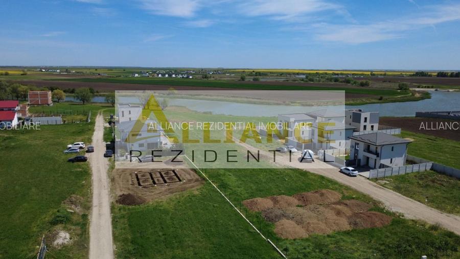 Vila Individuala cu vedere la lac ||5 Camere 3 Bai || Teren 431 mp || - 2