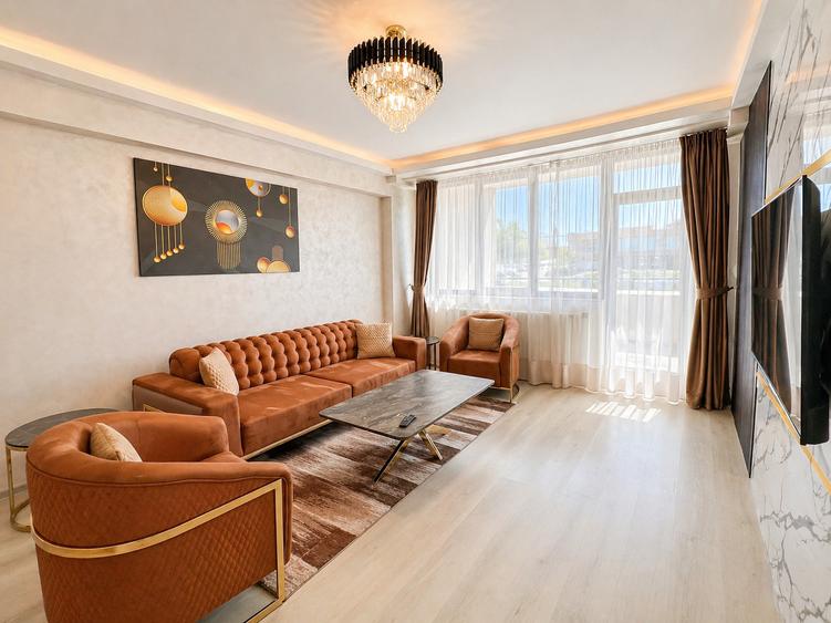 Direct proprietar 3 camere mobilat si utilat de 111 Mp include 2 parcari