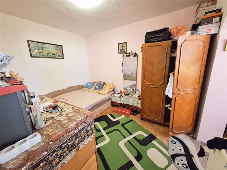 Apartament 2 camere, cu centrala proprie, Bacau