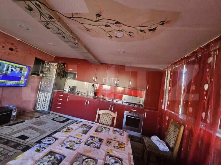 Apartament semidecomandat cu 4 camere, zona Stejarului - 10