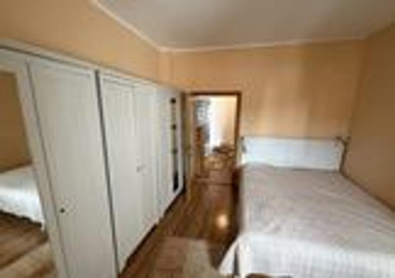 Decebal,Metrou,Piata Muncii,bl.2008,et.2/3,mobilat,utilat complet,AC,balcon .