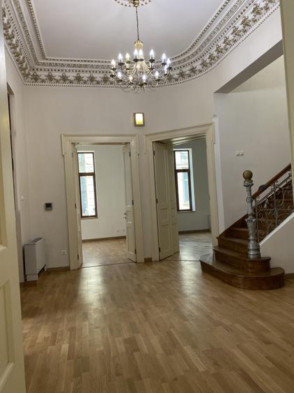 Vila interbelica Restaurata | Birouri | Universitate | Vanzare