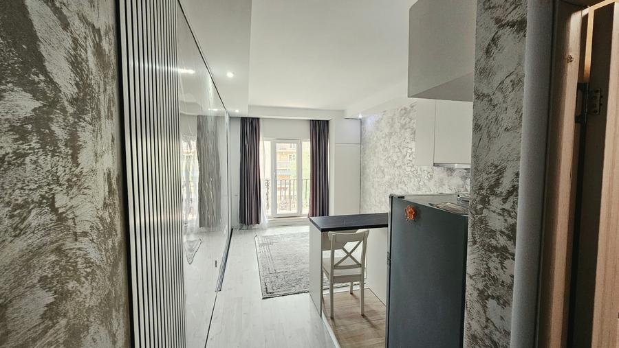 Garsoniera de inchiriat in Cosmopolis | Renovata | Mobilata si Utilata