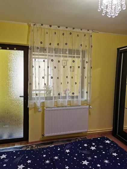 Casa de vânzare sau schimb cu apartament 2 camere decomandate in Constanța