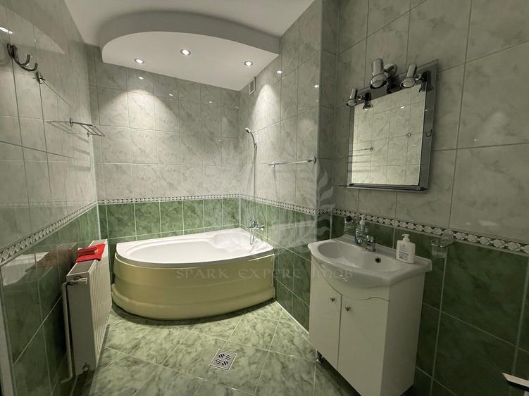 Apartament 2 camere / Spatiu comercial, zona Ultacentrala, Ploiesti