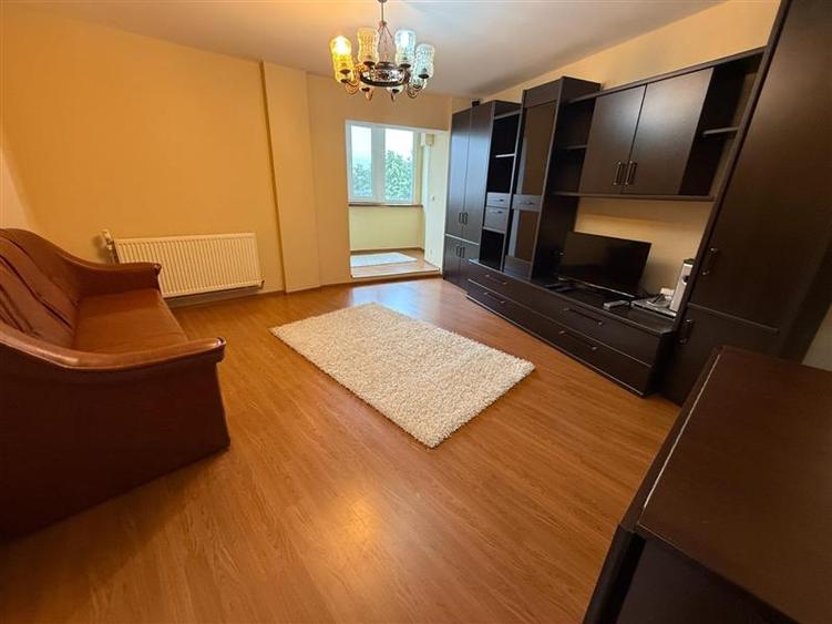 Apartament 3 camere, mobilat și utilat modern, Zona Nord, 350 €/lună
