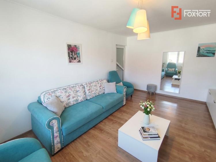 Apartament cu 3 camere de vanzare in zona Soarelui