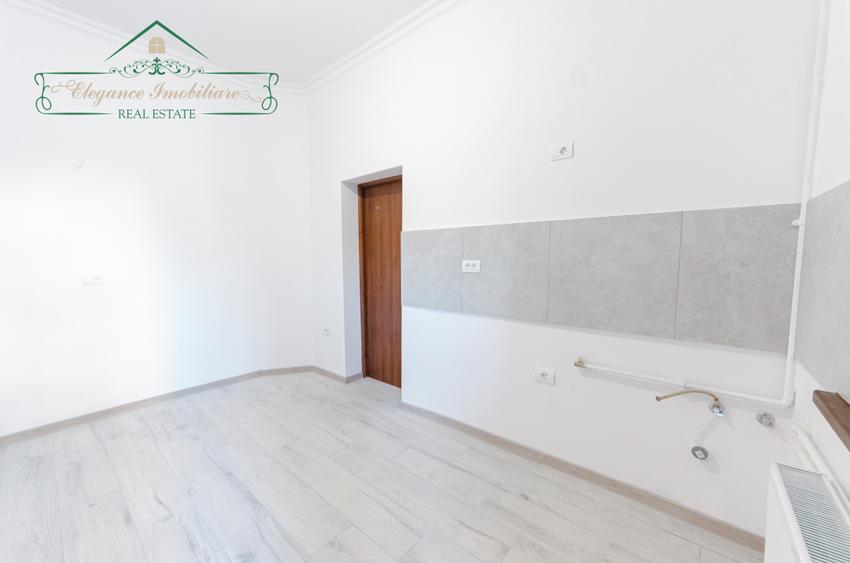 Apartament cu 2 camere la curte comuna si centrala proprie ,zona Centrala , Arad