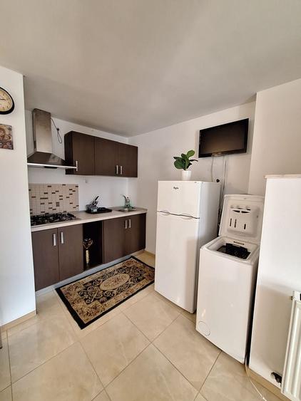 Inchiriere apartament la casa, Centru Bascov