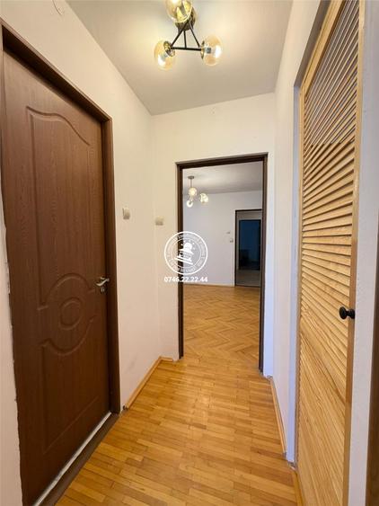 Apartament 3 camere etaj intermediar bloc fara risc - Podu Ros / Cantemir