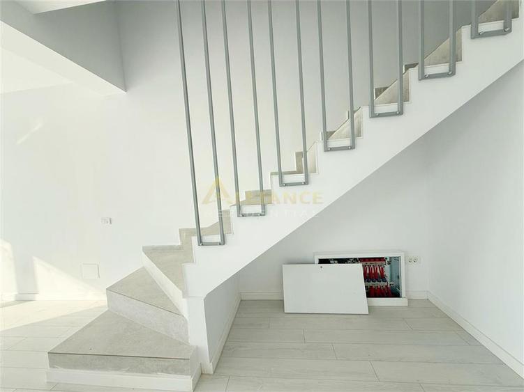 Duplex Modern / 3 Camere / 2 Bai / Teren 210 mp