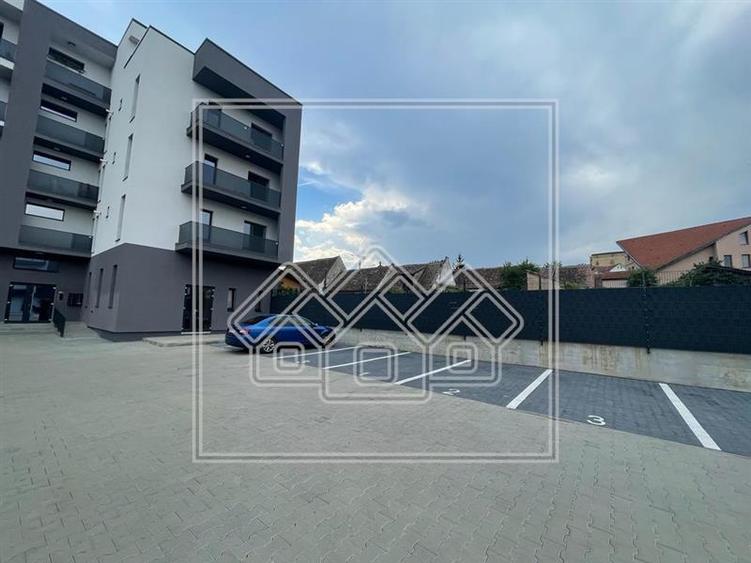 Spatiu comercial in Turnisor - nou - 144 mpu - 8 locuri de parcare