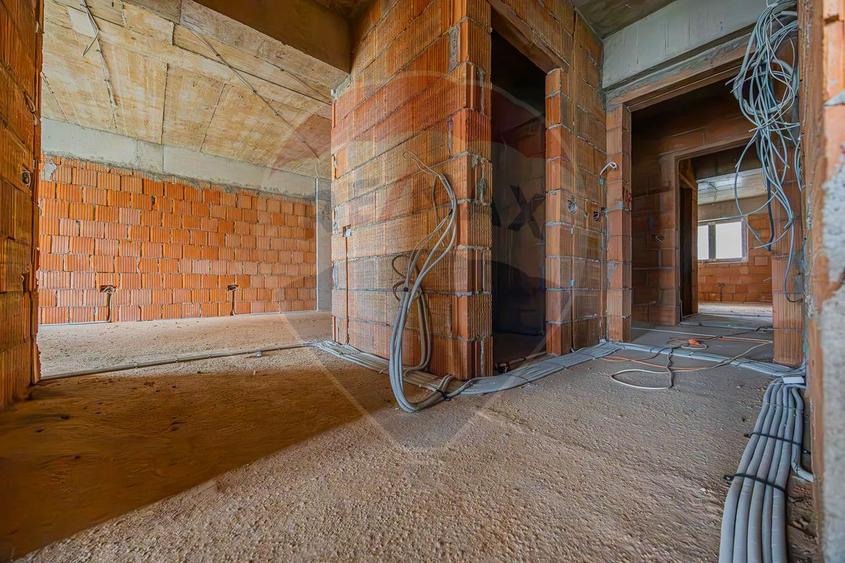 Apartament 3 camere, etaj intermediar, Capitolis Residence, Tractorul