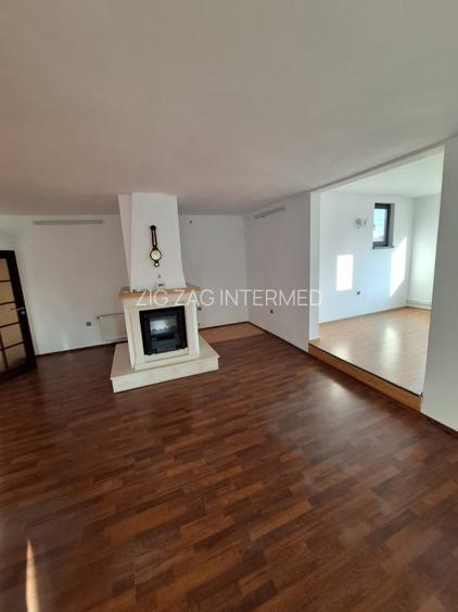 Faleza Nord, imobil P+1, 7 camere - 21