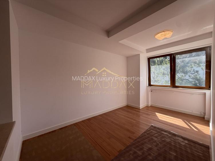 Vila Premium *800mp* // teren *963mp* / garaj cu 6 locuri* // Iancu Nicolae