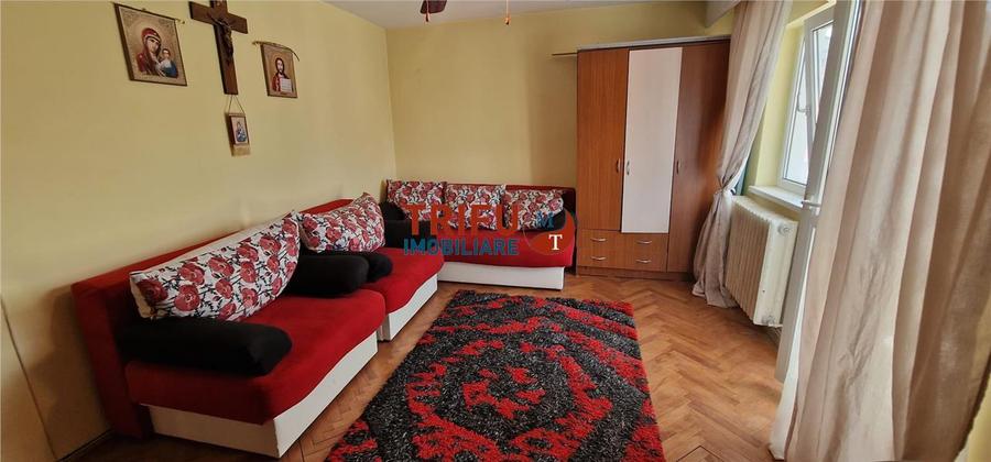 Apartament 2 camere de vanzare zona Tolstoi