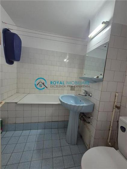 Royal Imobiliare - Vanzare apartament zona Ienachita Vacarescu